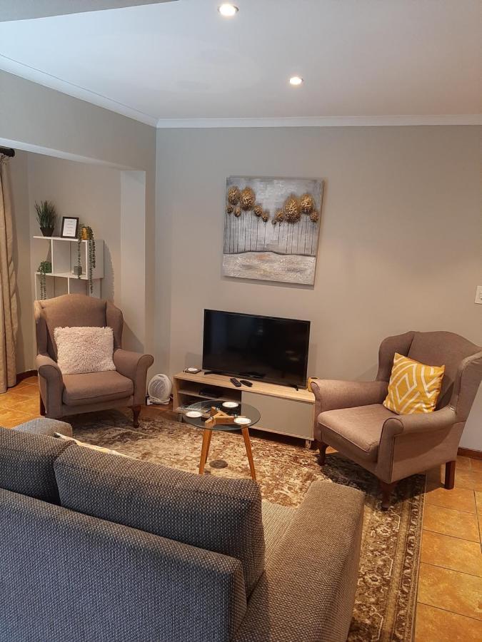 Appartement Fancy Pansy à Germiston Extérieur photo