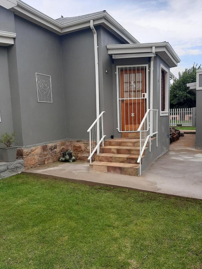 Appartement Fancy Pansy à Germiston Extérieur photo